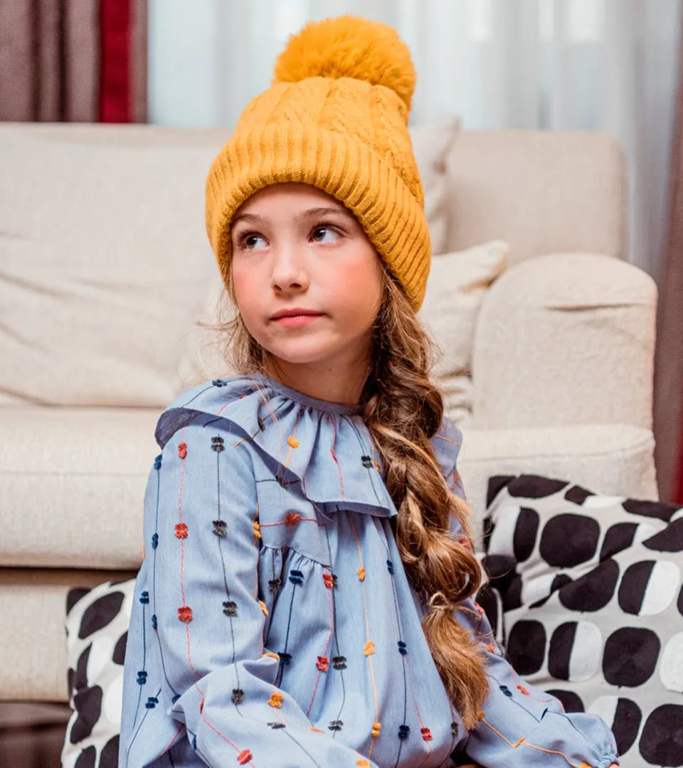 vestido-azul-con-colores