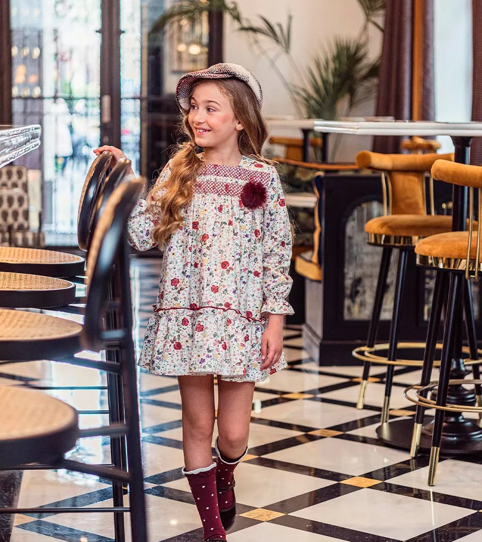 vestido-flores-rojas-niña