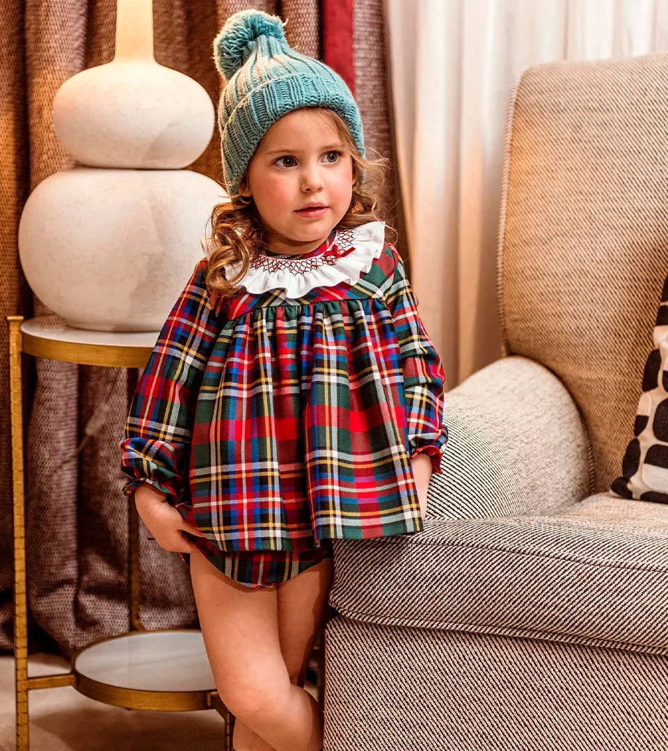 vestido-de-cuadros-rojos