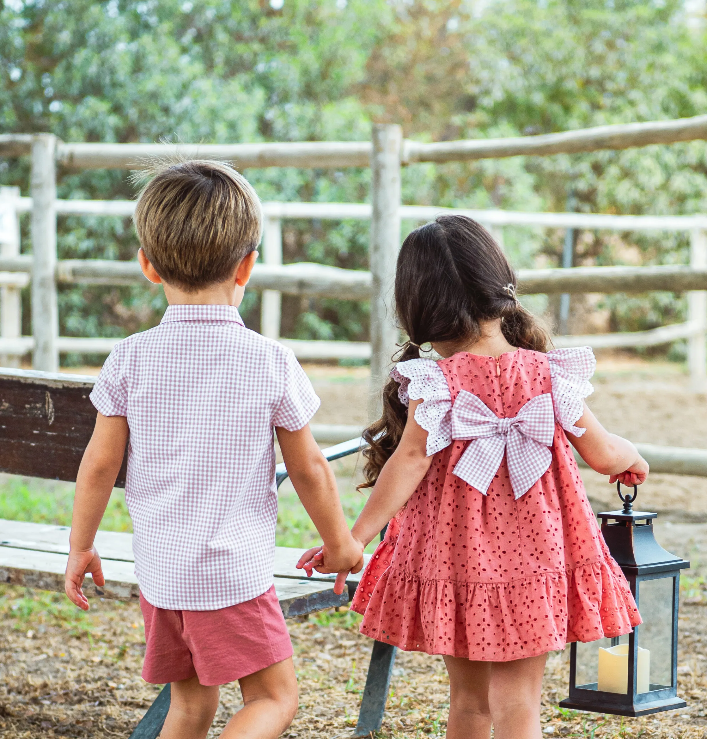 marta y paula-tendencia-vestido-infantil-bebé-maemuki