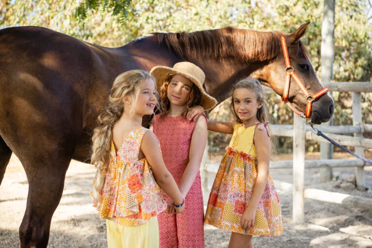 marta y paula-tendencia-vestido-infantil-bebé-aikido